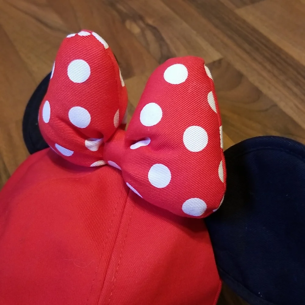 Disney Disneyland Parks Minnie Mouse Ears Hat with Polka Dot Puffy Bow Youth